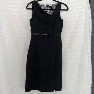 White House Black market dress black SZ 4 w/belt